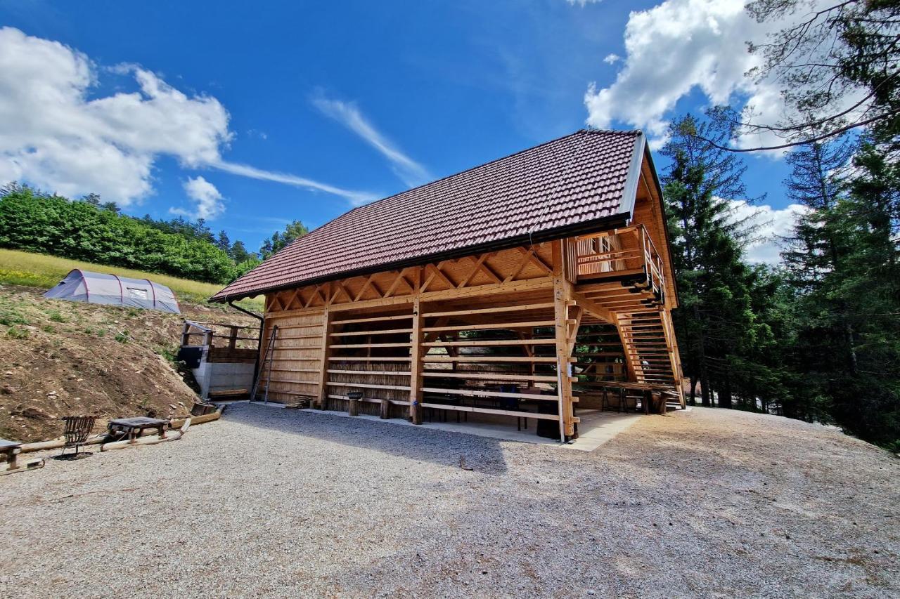 Kamp Beli Gaber Hotel Stari Trg pri Lozu Exterior photo